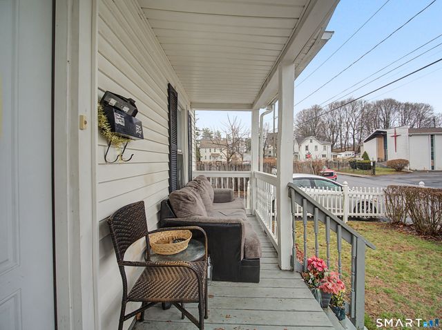 68 Rowan Street, Danbury, CT 06810