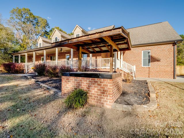 2070 Bostian Road, China Grove, NC 28023