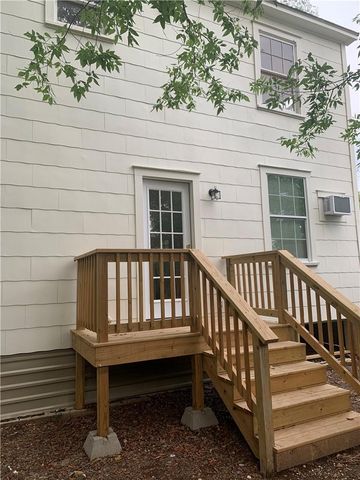 1604 Water ST, Bastrop, TX 78602