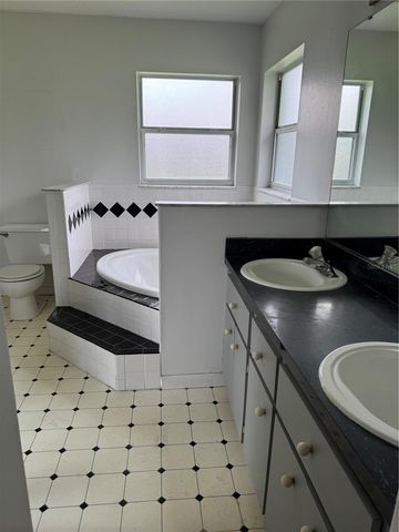 316 N WESTWOOD STREET, Bushnell, FL 33513