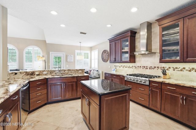 8614 HUNTERS CREEK Drive S, Jacksonville, FL 32256