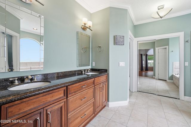 8614 HUNTERS CREEK Drive S, Jacksonville, FL 32256