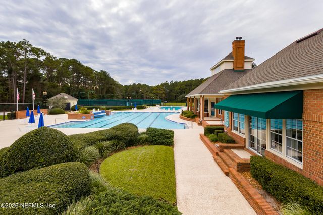 8614 HUNTERS CREEK Drive S, Jacksonville, FL 32256