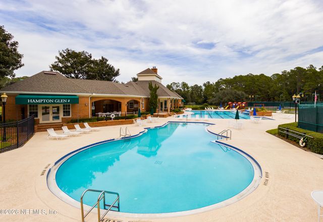 8614 HUNTERS CREEK Drive S, Jacksonville, FL 32256