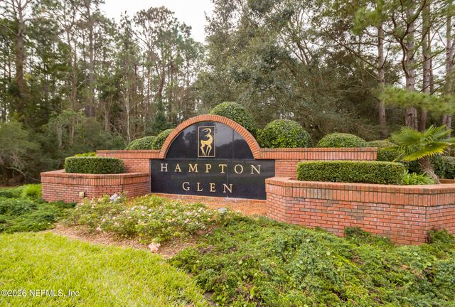 8614 HUNTERS CREEK Drive S, Jacksonville, FL 32256