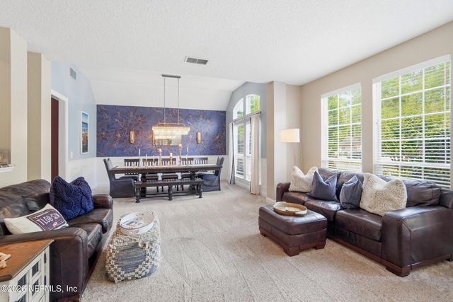 8614 HUNTERS CREEK Drive S, Jacksonville, FL 32256