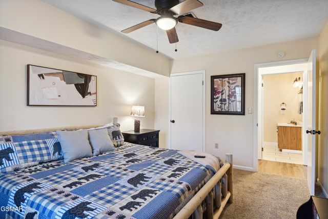 2777 Mountain View Circle, Sevierville, TN 37862