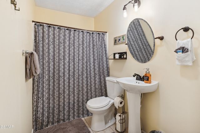 2777 Mountain View Circle, Sevierville, TN 37862