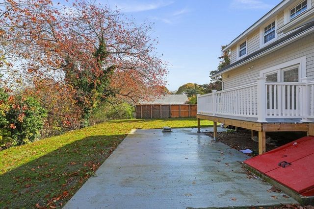 5 Trenton St, Yarmouth, MA 02673