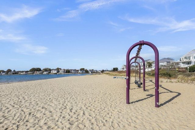 5 Trenton St, Yarmouth, MA 02673