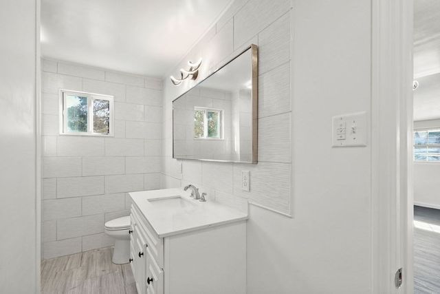 5 Trenton St, Yarmouth, MA 02673