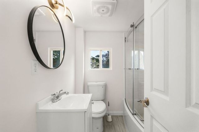 5 Trenton St, Yarmouth, MA 02673