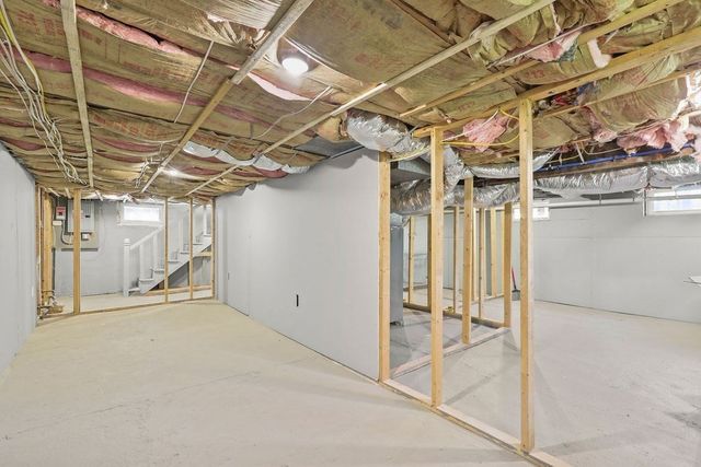 5 Trenton St, Yarmouth, MA 02673