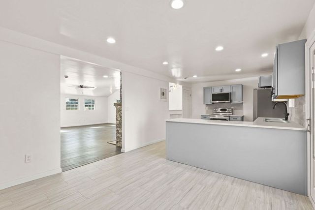 5 Trenton St, Yarmouth, MA 02673
