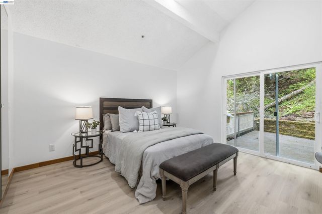 359 Redwood Rd, Felton, CA 95018