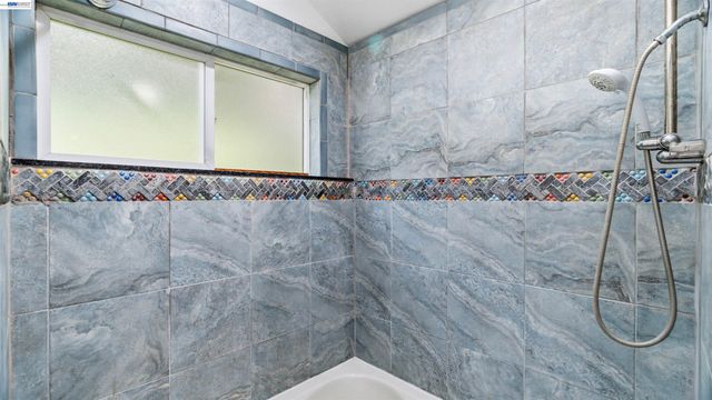 359 Redwood Rd, Felton, CA 95018