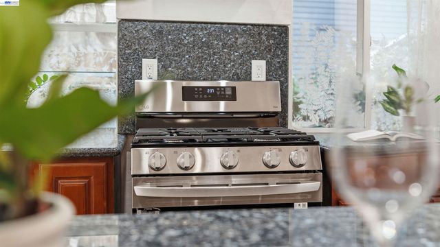 359 Redwood Rd, Felton, CA 95018