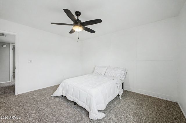 815 E GROVERS Avenue 28, Phoenix, AZ 85022