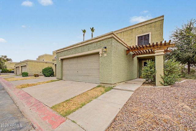 815 E GROVERS Avenue 28, Phoenix, AZ 85022