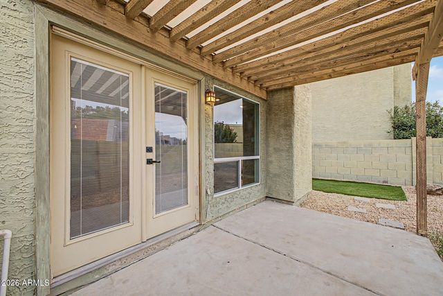 815 E GROVERS Avenue 28, Phoenix, AZ 85022
