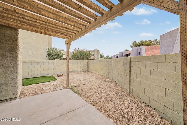815 E GROVERS Avenue 28, Phoenix, AZ 85022