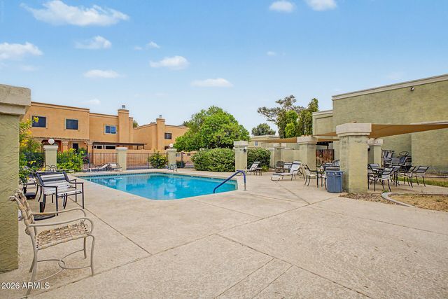 815 E GROVERS Avenue 28, Phoenix, AZ 85022