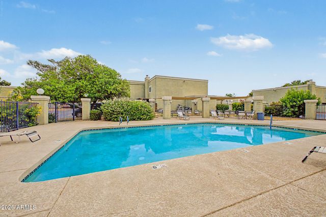815 E GROVERS Avenue 28, Phoenix, AZ 85022