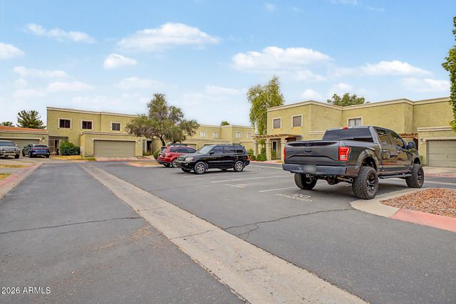 815 E GROVERS Avenue 28, Phoenix, AZ 85022