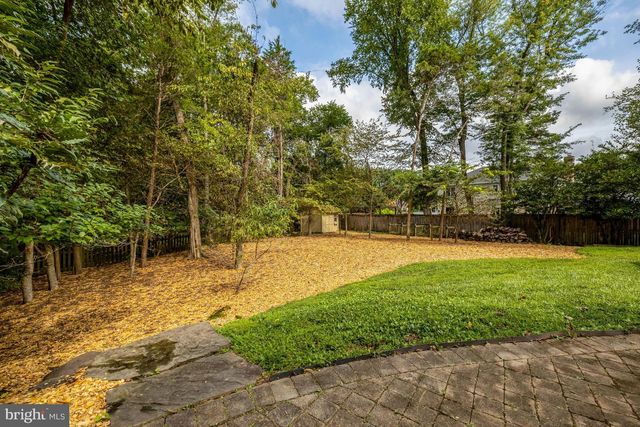 920 HOLLY RUN CT, Great Falls, VA 22066