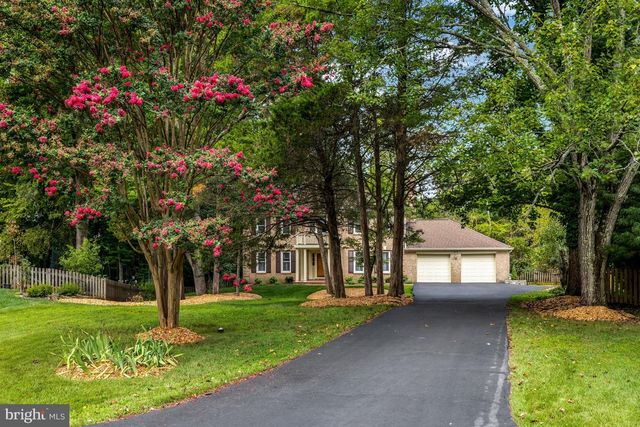 920 HOLLY RUN CT, Great Falls, VA 22066