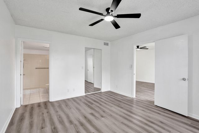 3081 HOLIDAY SPRINGS Boulevard 102-6, Margate, FL 33063