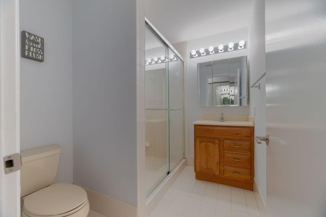 5507 Pebble Brook Lane, Boynton Beach, FL 33472