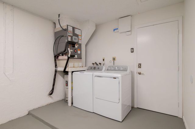 5507 Pebble Brook Lane, Boynton Beach, FL 33472