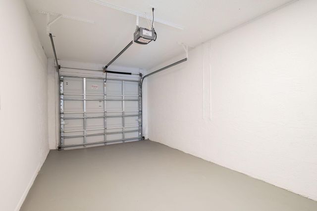 5507 Pebble Brook Lane, Boynton Beach, FL 33472