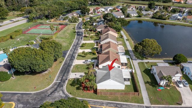 5507 Pebble Brook Lane, Boynton Beach, FL 33472