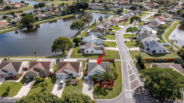 5507 Pebble Brook Lane, Boynton Beach, FL 33472