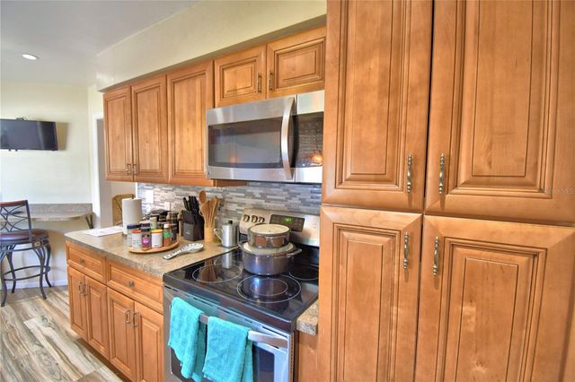 2779 ROBINWOOD DRIVE, Clearwater, FL 33759