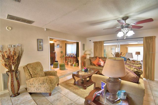 2779 ROBINWOOD DRIVE, Clearwater, FL 33759