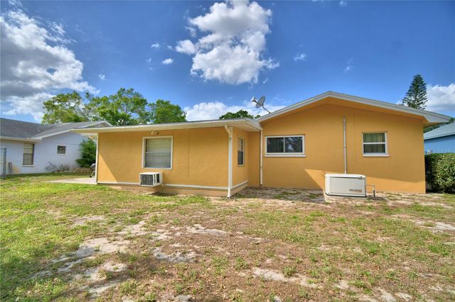 2779 ROBINWOOD DRIVE, Clearwater, FL 33759