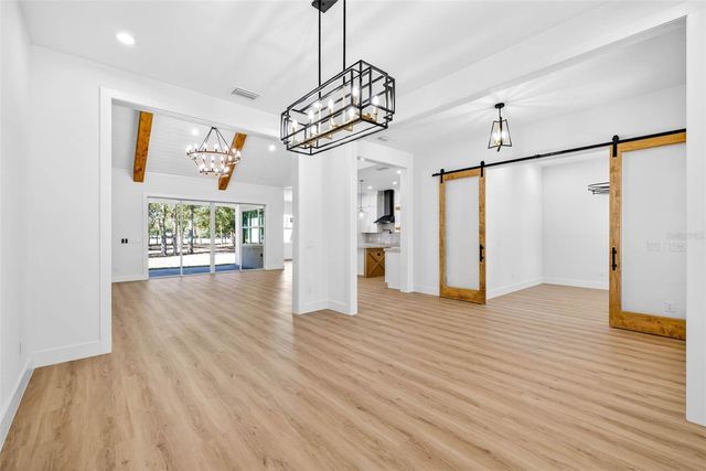 14823 CRIMSON OAKS TRAIL, Dade City, FL 33525