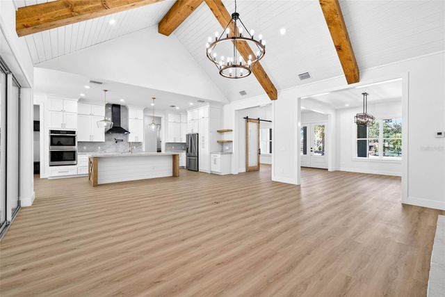 14823 CRIMSON OAKS TRAIL, Dade City, FL 33525