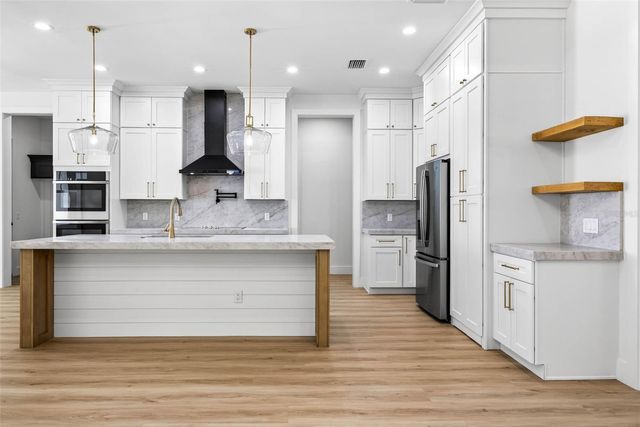 14823 CRIMSON OAKS TRAIL, Dade City, FL 33525