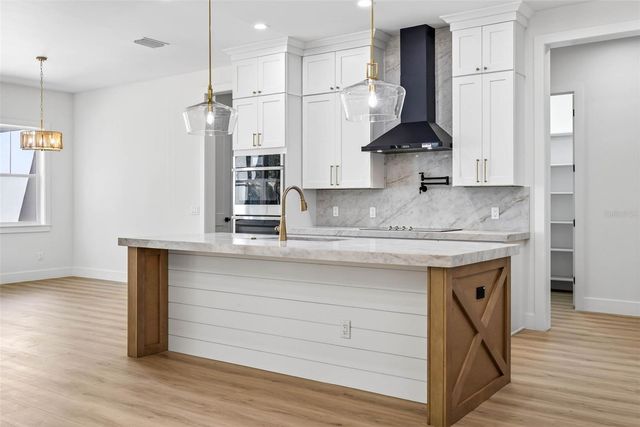 14823 CRIMSON OAKS TRAIL, Dade City, FL 33525