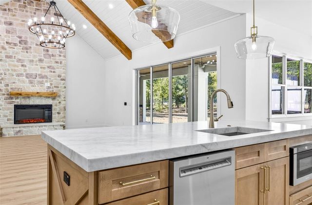 14823 CRIMSON OAKS TRAIL, Dade City, FL 33525