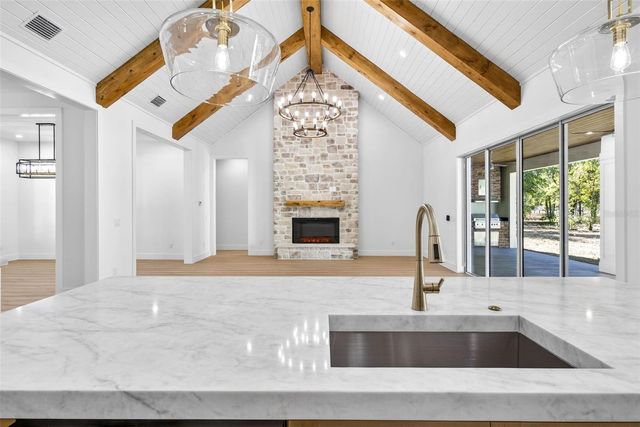 14823 CRIMSON OAKS TRAIL, Dade City, FL 33525