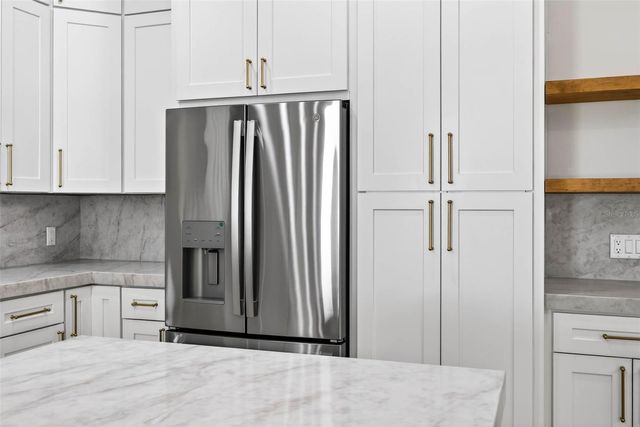 14823 CRIMSON OAKS TRAIL, Dade City, FL 33525