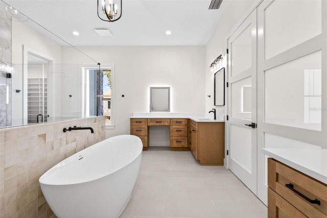 14823 CRIMSON OAKS TRAIL, Dade City, FL 33525