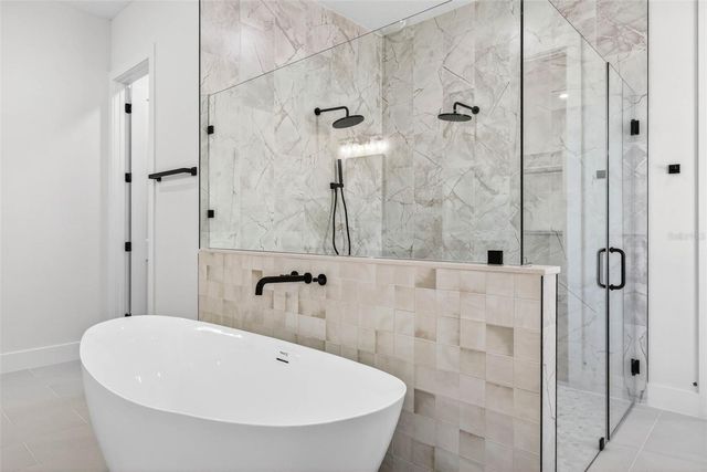 14823 CRIMSON OAKS TRAIL, Dade City, FL 33525