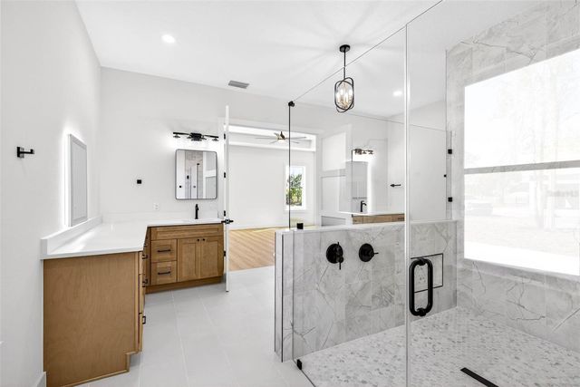 14823 CRIMSON OAKS TRAIL, Dade City, FL 33525