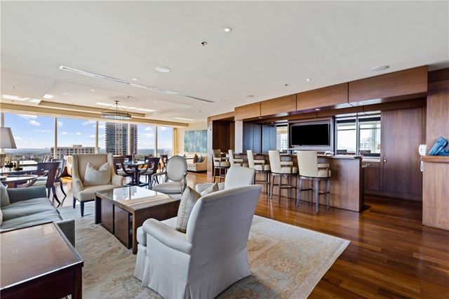 3630 Peachtree Road NE 1809, Atlanta, GA 30326